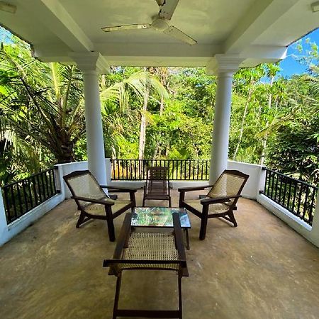 Shirani Nature Palace 韦利格默 外观 照片